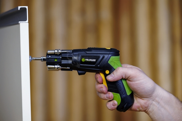 Obrázek produktu Sada nářadí FIELDMANN FDG 5018-108AR s aku šroubovákem FDS10102 50005325 4