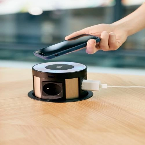 Výsuvný sloupek Legrand Incara Tower 120 4zásuvky + USB A+C + bezdrátová nabíječka 654981 (obrázek 4)