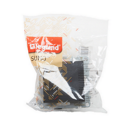 Legrand SUNO vypínač č.7 černý 721407 (obrázek 4)