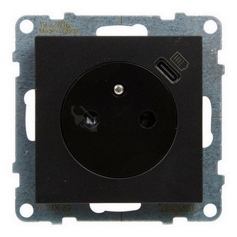 Obrázek produktu Legrand SUNO zásuvka s USB nabíjením černá 721489 2
