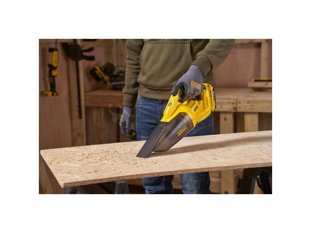 Obrázek produktu Aku ruční vysavač Stanley FatMax V20 SFMCVH001B 18V bez nabíječky a baterie 2