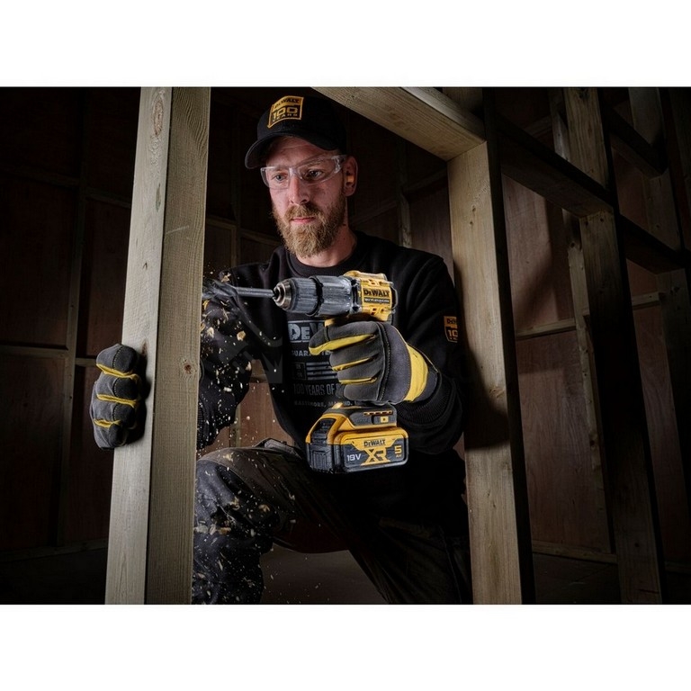 Obrázek produktu Aku vrtačka DeWALT DCD100YP2T 18V s příklepem 2x aku Li-Ion 5,0Ah 8