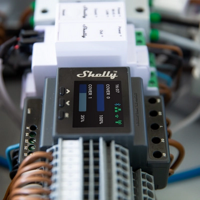 Roletový modul na DIN lištu Shelly Pro Dual Cover PM 110-240V AC WiFi LAN (obrázek 3)