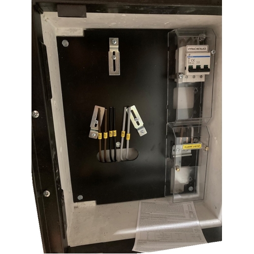 Elektroměrový rozvaděč DCK ER513/KVP7P-QM s vypínačem šedý pro PRE