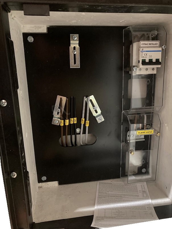 Obrázek produktu Elektroměrový rozvaděč DCK ER513/KVP7P-QM s vypínačem šedý pro PRE 1