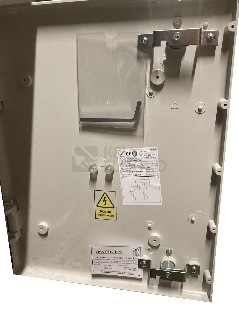 Obrázek produktu Elektroměrový rozvaděč DCK ER513/KVP7P-QM s vypínačem šedý pro PRE 2