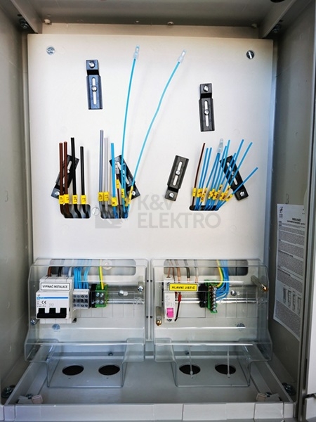 Obrázek produktu Elektroměrový rozvaděč pro fotovoltaiku DCK ER212/KVP7P/63/QM-FV šedý pro ČEZ, EGD (E.ON) 1