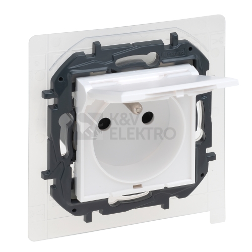 Legrand Niloé Step zásuvka IP44 bílá 863136B