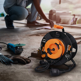 1z prodlužovací přívod – na bubnu venkovní 25m gumový kabel 3x 1,5mm2 IP44 Solight PB30