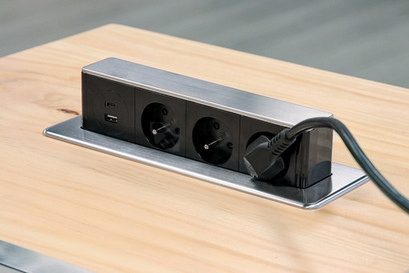 Obrázek produktu 3z + USB A+C 20W PD výsuvný blok zásuvek 2m nerez ocel Solight PP126C-PD20 6