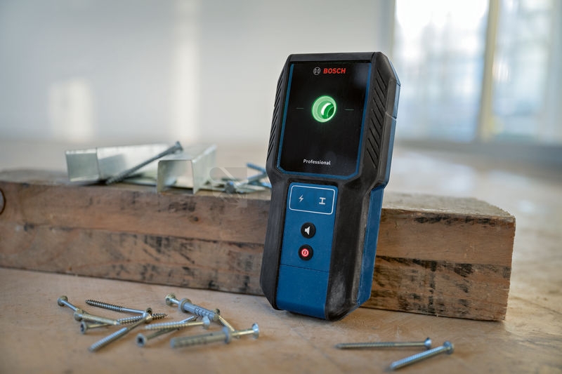 Obrázek produktu Detektor kabelů a kovu Bosch GMS 100-23 0.601.081.800 2