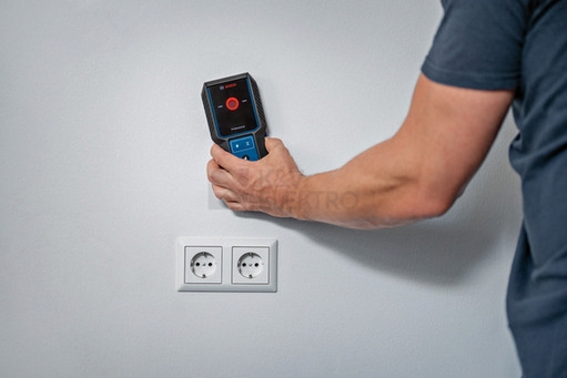 Obrázek produktu Detektor kabelů a kovu Bosch GMS 100-23 0.601.081.800 6