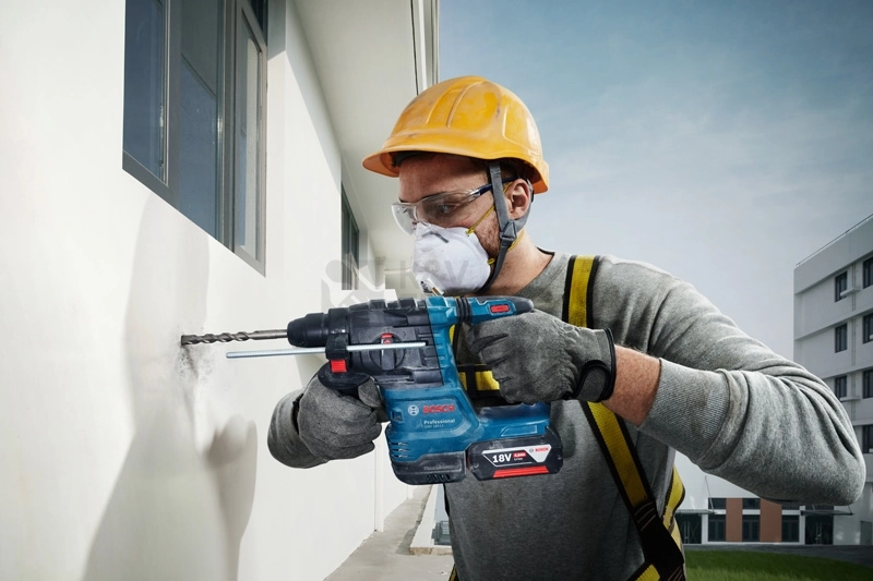 Obrázek produktu Aku vrtací kladivo SDS-Plus Bosch GBH 185-LI 0.611.924.022 4Ah 4