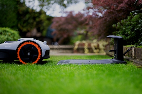 Obrázek produktu Bezdrátová autonomní robotická sekačka SEGWAY I105E 600m2 8