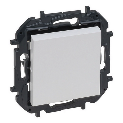 Legrand Niloé Step vypínač č.6 bílá 863106B