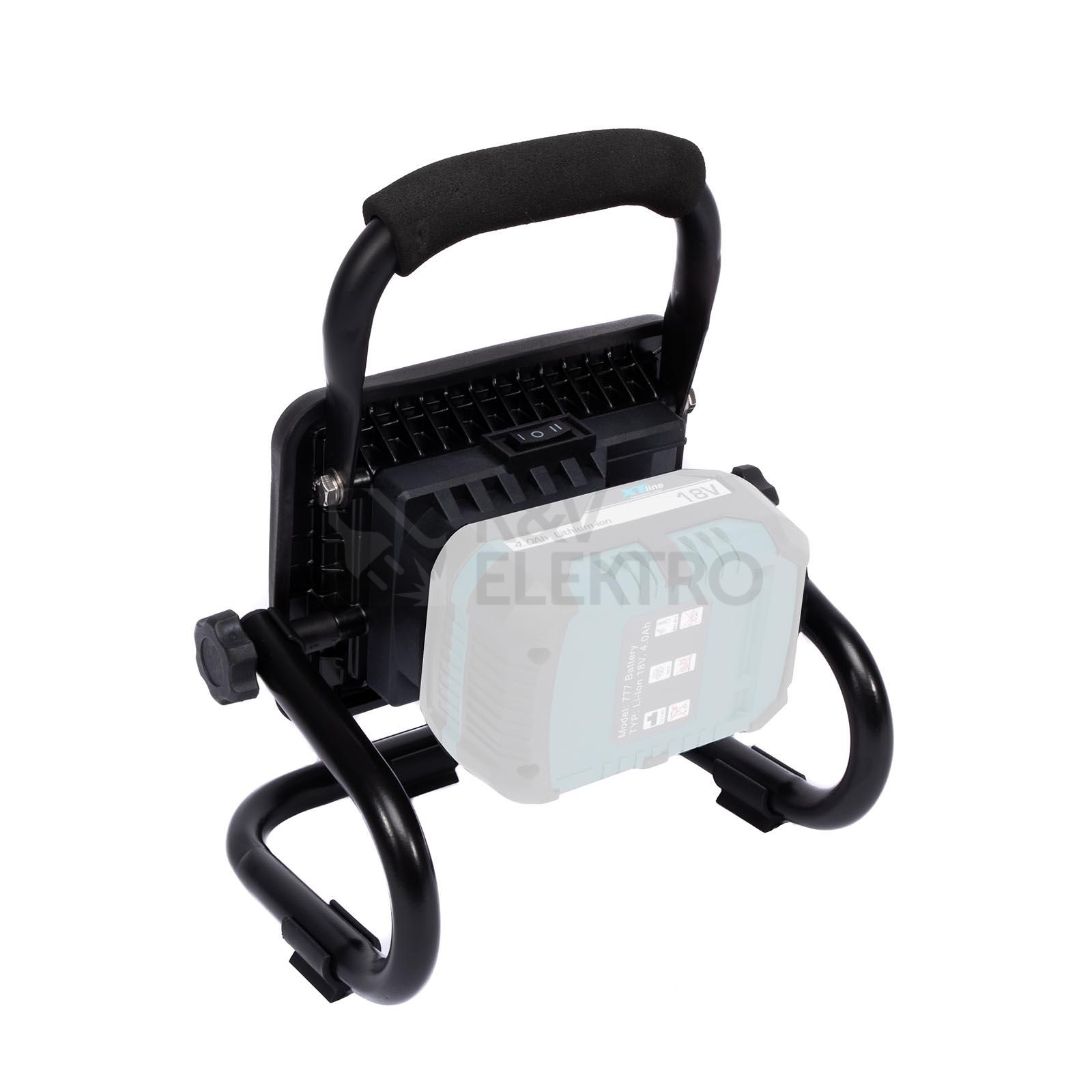Obrázek produktu Aku reflektor LED 5000lm 18V XTline XT102768 bez nabíječky a baterie 1