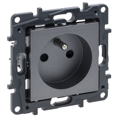 Legrand Niloé Step zásuvka s clonkami ocel 863433