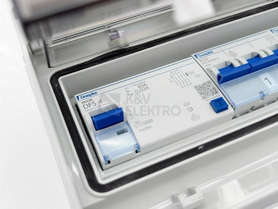 Obrázek produktu Zásuvková skříň ELSYBOX IP44 2x230V 1x400V/16A/5p P692F00120F jištěná s chráničem
4